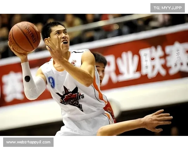 张庆鹏批评北控得分点单一，防守体系崩溃成溃败主因